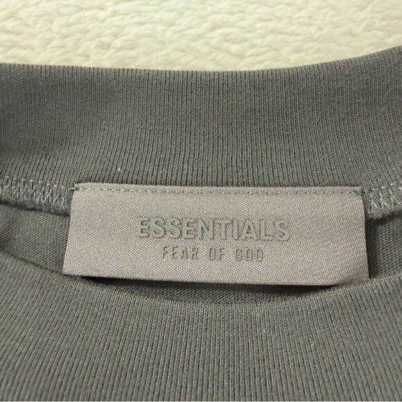 Essentials Fear of God FOG Men's Size XS NWT Oversized Black T-Shirt 100% Cotton - Picture 12 of 15